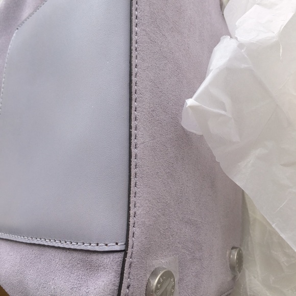 MiCHAEL KORS Greenwich LUXE BUCKET NWT - Picture 7 of 8